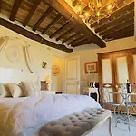 Residenza Teatro Antico Todi