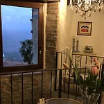 Affittacamere Residenza Teatro Antico 4*