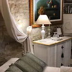 Residenza Teatro Antico بيت ضيافة 4*