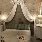 Residenza Teatro Antico Todi