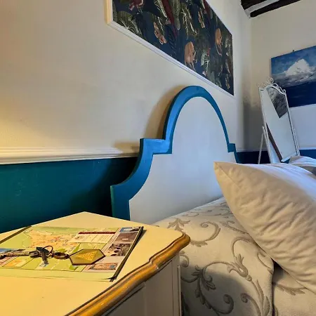 Guest house Residenza Teatro Antico 4*