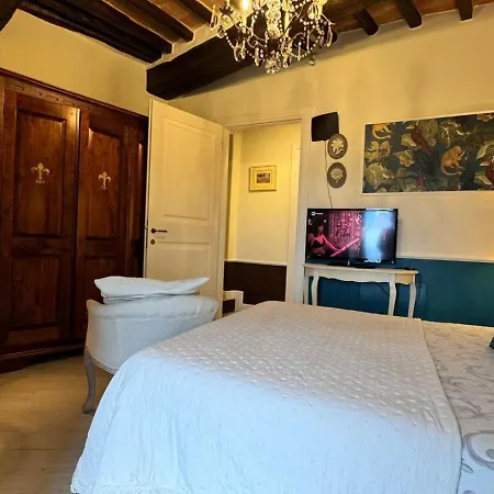 Residenza Teatro Antico 4* Todi