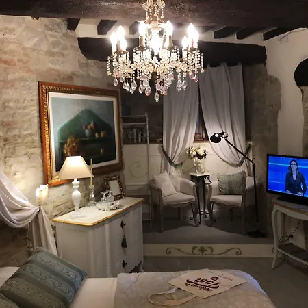 Residenza Teatro Antico 4*