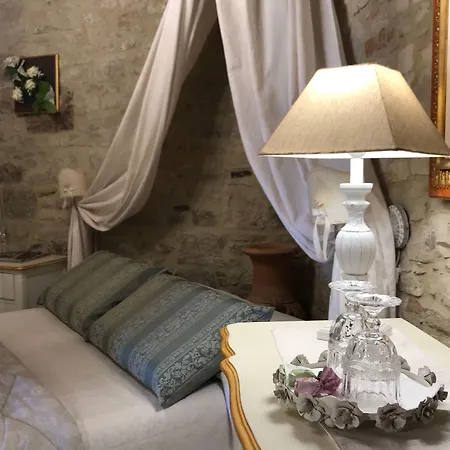 Residenza Teatro Antico 4* Todi