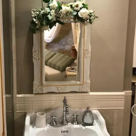 Residenza Teatro Antico 4*