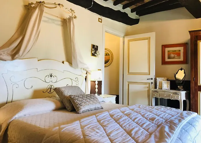 Residenza Teatro Antico 4*