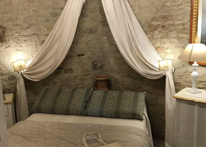 Residenza Teatro Antico Todi